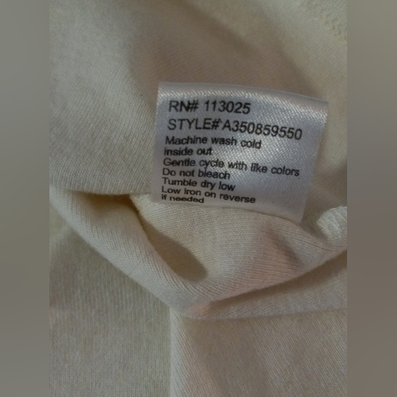 Vibe n' Crop tshirt junior's size S - Picture 6 of 10